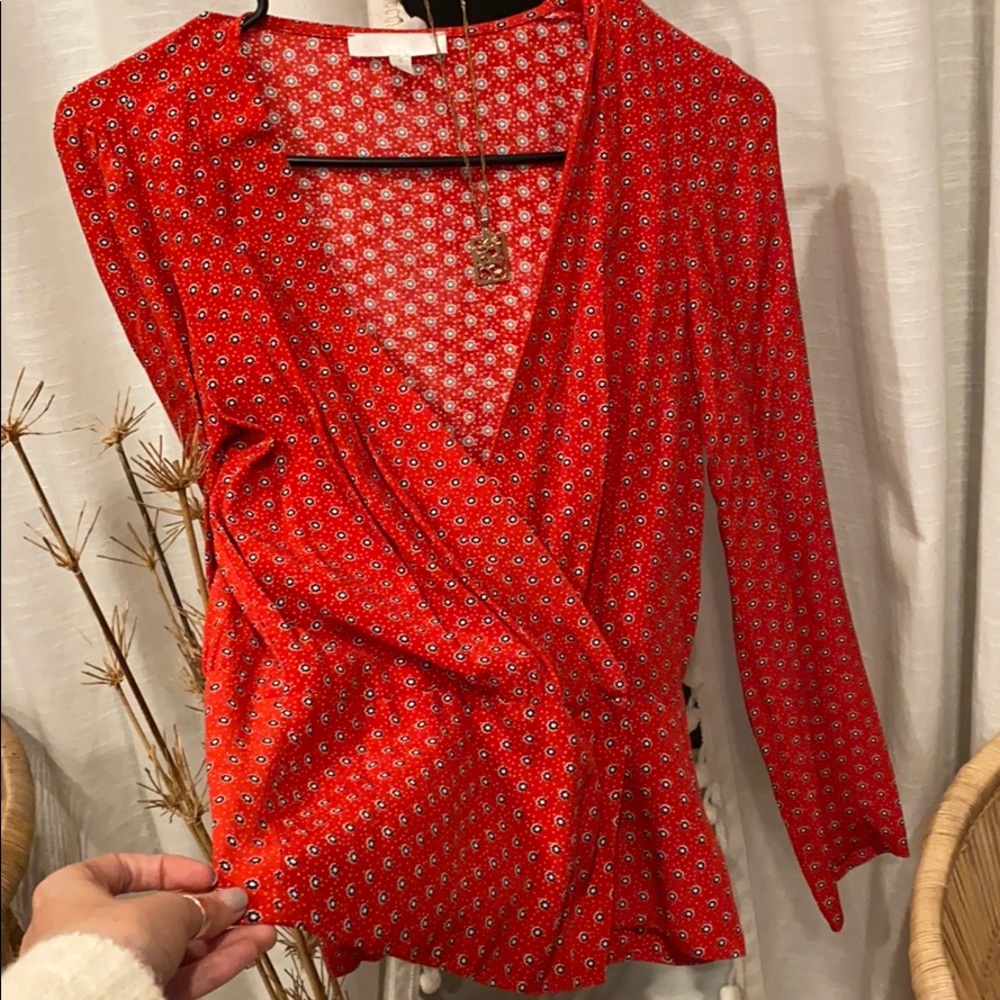 • Boho Flower Plunging Blouse • - Picture 3 of 6